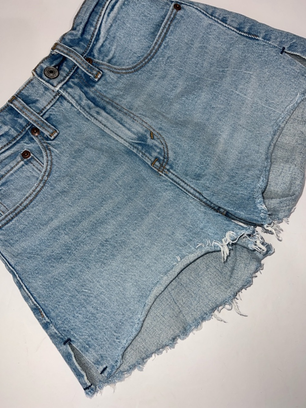 Abercrombie & Fitch Light Blue Denim Cutoff Shorts size 00 - Picture 3 of 7